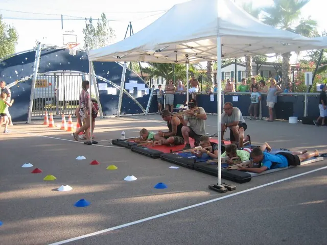 Tapis bleus et tente